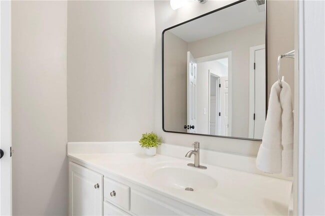 Building Photo - 6005 Oakbury Ln