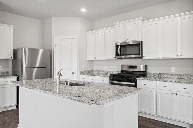 Building Photo - 5910 Peony Pl