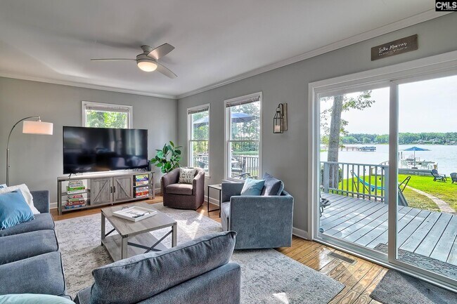 Building Photo - 435 State Rd S-32-1194