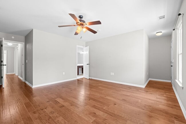 Building Photo - 1501 Cayla Way