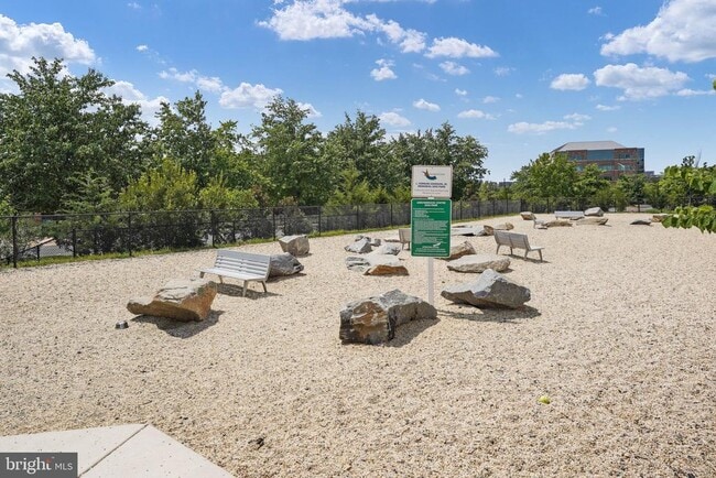 Building Photo - 13412 Arrowbrook Centre Dr