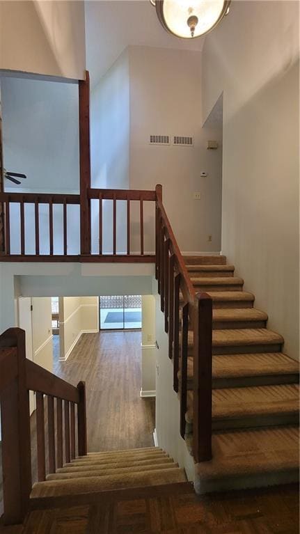 Building Photo - 4621 Kings Crossing Dr NE