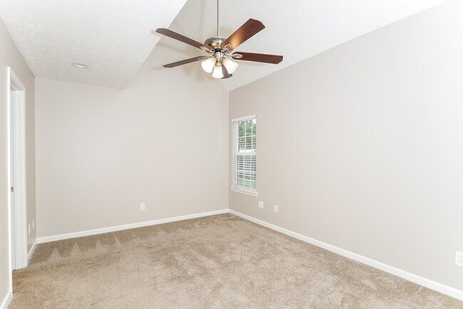 Building Photo - 236 Vineyard Ridge Dr