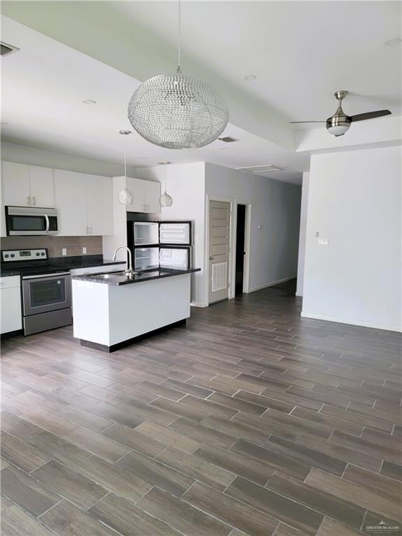 Building Photo - 16 New Orleans Cir