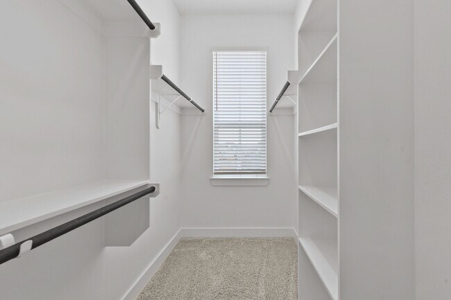 Building Photo - 21118 Garden Palm Dr
