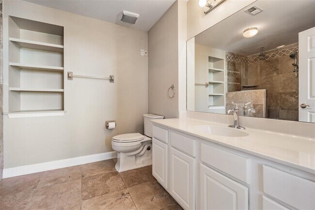 Building Photo - 345 Bayshore Blvd