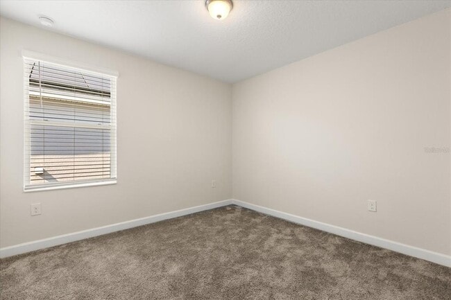 Building Photo - 9131 Cut Shot Dr