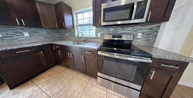 Building Photo - 4041 67th Ave N