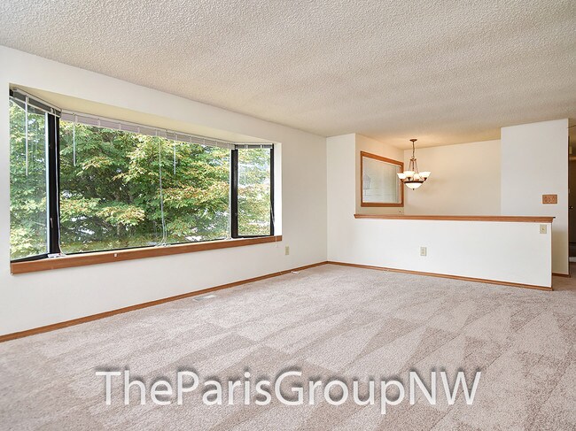 Building Photo - 14655 NE 179th St