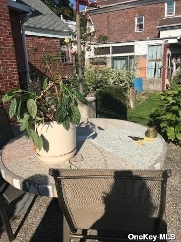 Building Photo - 202-14-202-53 53rd Ave