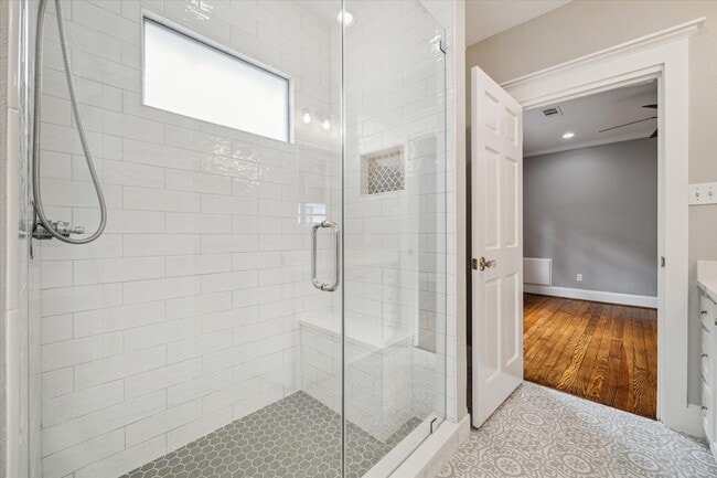 Building Photo - 513 Northwood St