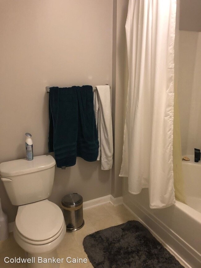 Building Photo - 2 br, 1.5 bath House - 72 Spring Crossing ...