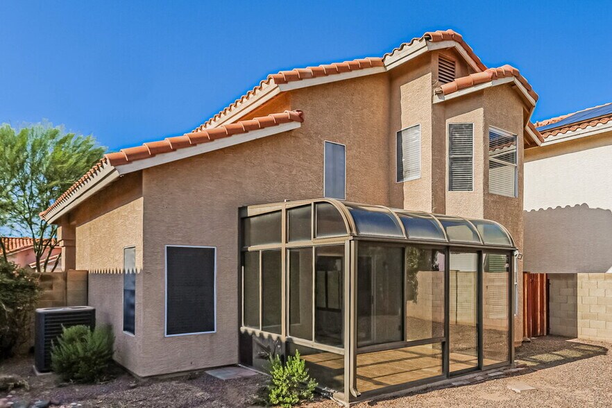 Building Photo - 7706 W Tonto Dr