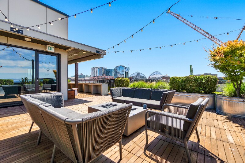 Building Photo - 80 South Main St