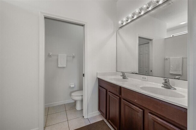 Building Photo - 5808 Hidden Falls Ln