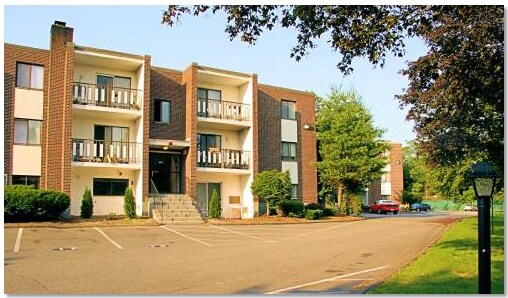 Primary Photo - Hayward Street Apartments
