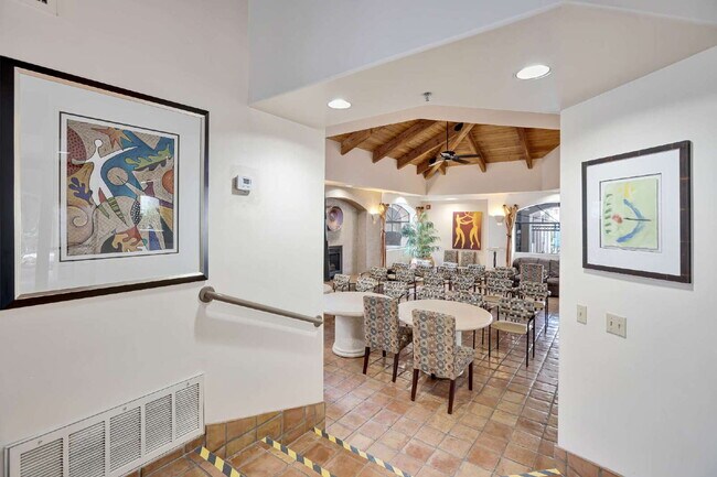 Building Photo - Biltmore Area Condo with Camelback Mountain View!