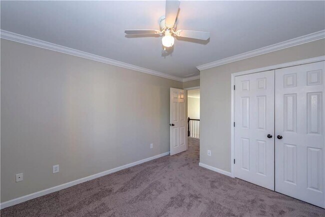 Building Photo - 2020 Chelton Way SE