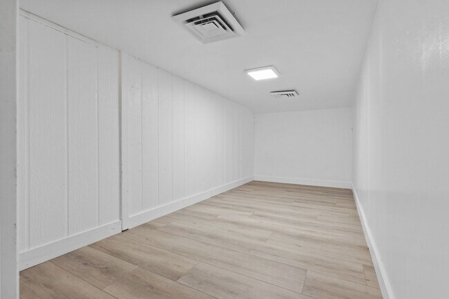 Building Photo - 98-364 Kilihe Way