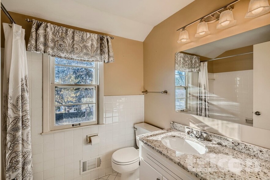 Building Photo - 13408 Colfax Ave S