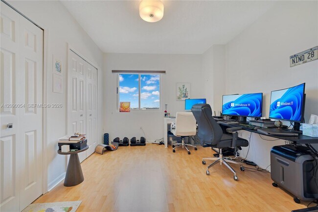 Building Photo - 3500 Coral Wy