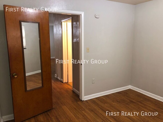 Building Photo - Holiday Move in Special, $100 off 1st mont...