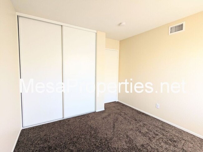 Building Photo - 15635 Desert Springs Dr
