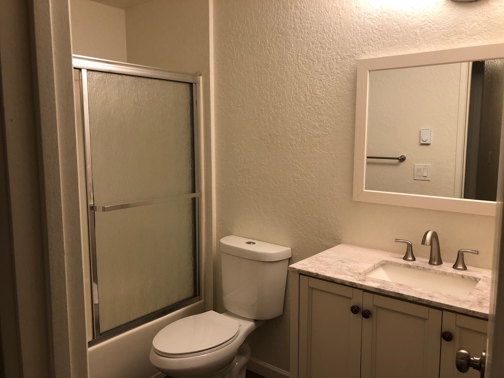 full bath - 227 Dorn Ave