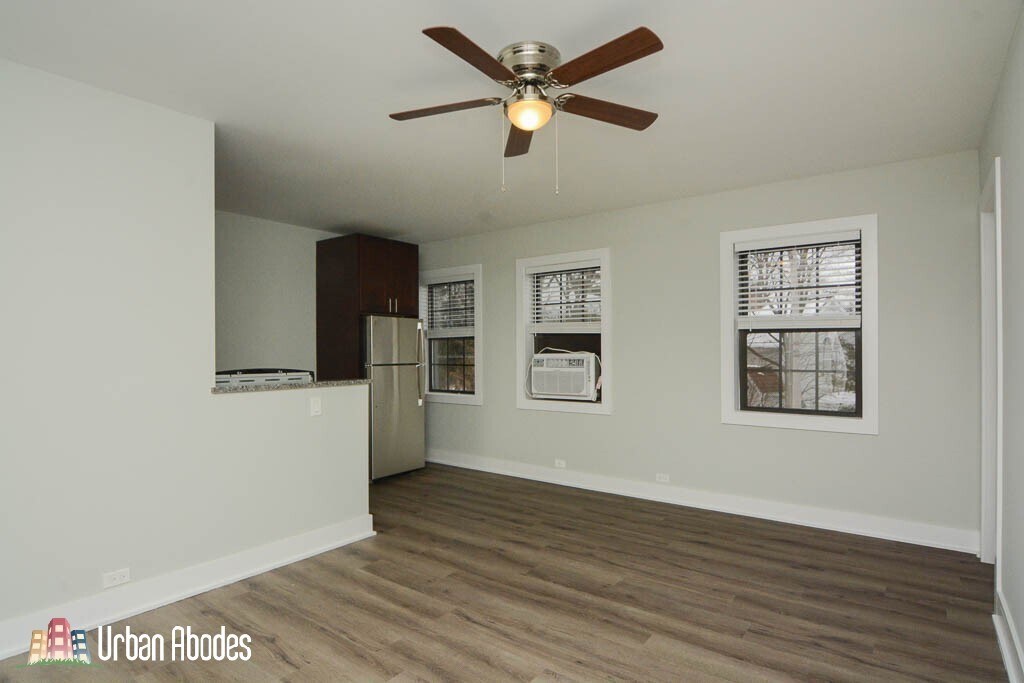 Building Photo - 730 Judson Ave