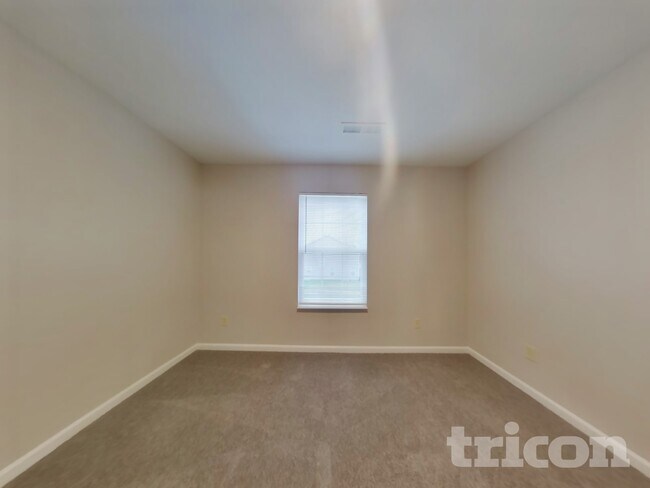 Building Photo - 1228 Saticoy Ct