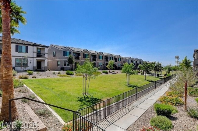 Building Photo - 634 Bellus Pl