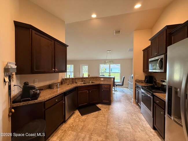 Building Photo - 210 Krassner Dr