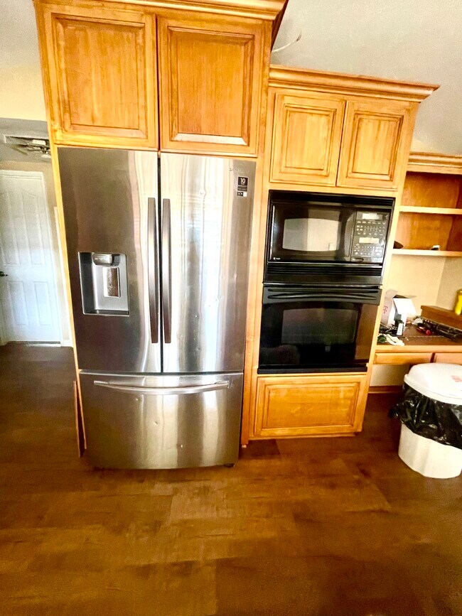 Building Photo - 48823 100th St E