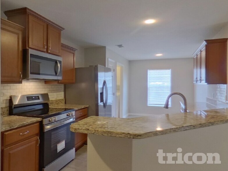 Building Photo - 396 Sierra Mike Blvd