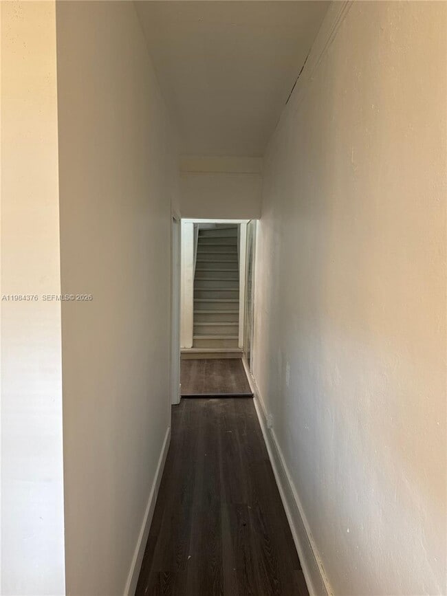 Building Photo - 1545 NW 1st St