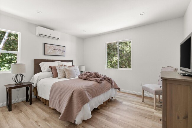 Building Photo - Spacious Newly Built ADU – Modern Comfort Close to Town