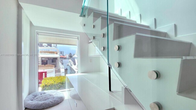 Building Photo - 400 Sunny Isles Blvd