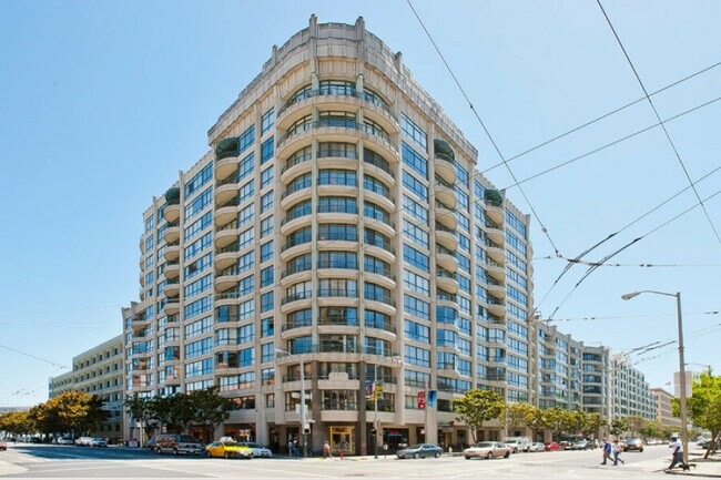 Building Photo - 300 3rd St