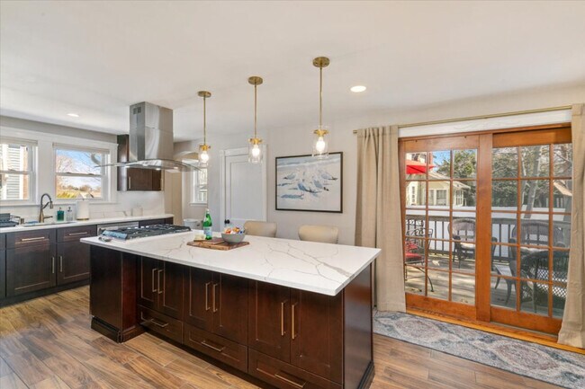 Building Photo - 17 Cedar Terrace