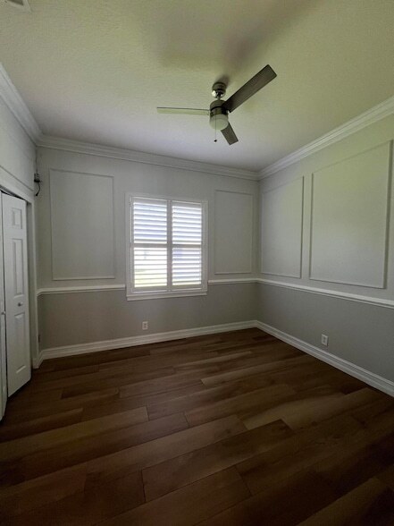 Building Photo - 104 NW Pleasant Grove Way