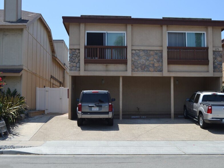 Building Photo - 676 Seacoast Dr