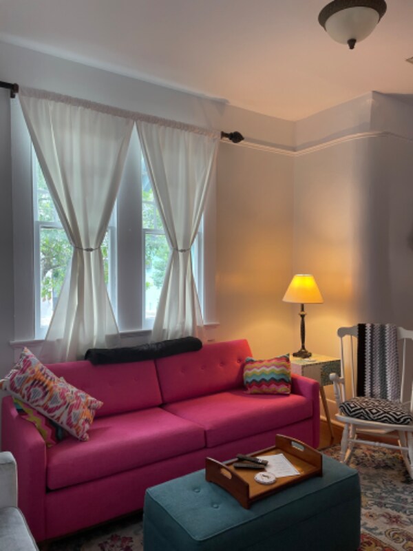 Building Photo - 2004 Royal St