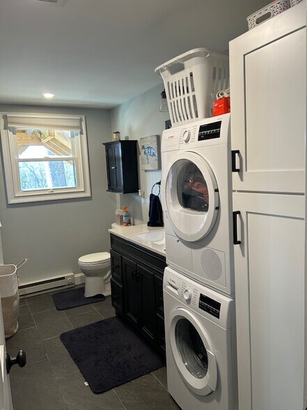 Building Photo - 6 Partridge Dr