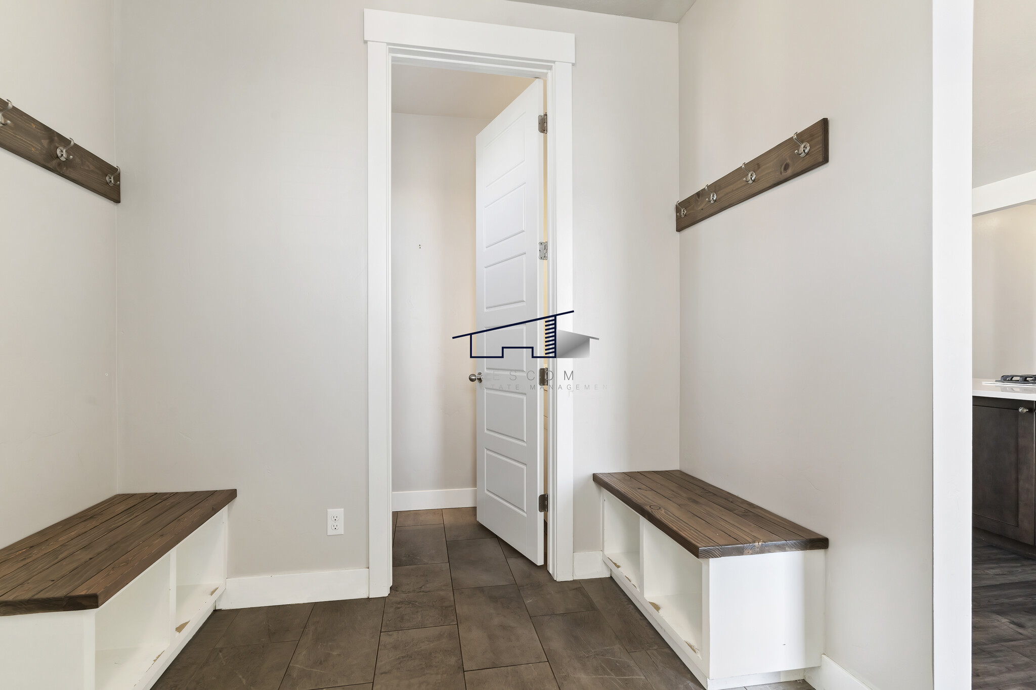 Building Photo - 369 W Clark Cir