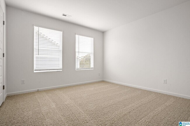 Building Photo - 2052 Gadwall Dr