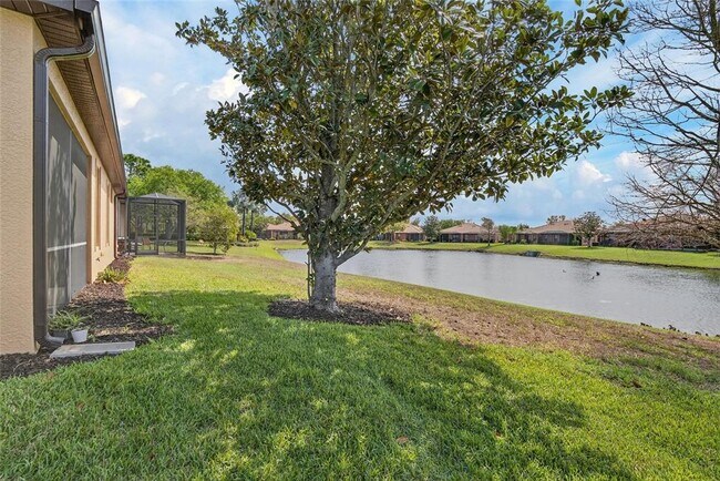 Building Photo - 210 Shell Falls Dr