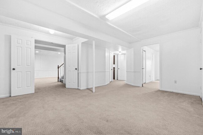 Building Photo - 7520 Royal Dominion Dr