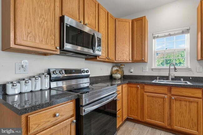 Building Photo - 9097 Phillip Dorsey Way