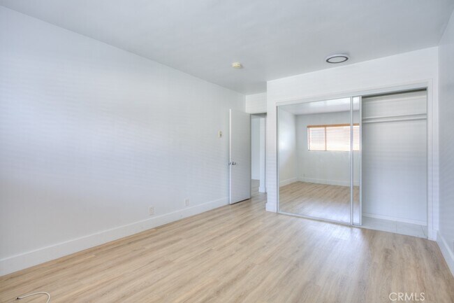 Building Photo - 4255 5th St