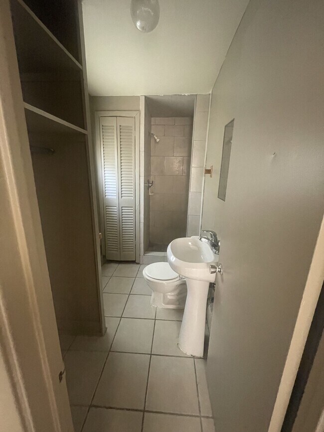 Weslaco Park Village Apartments 4 S Bridge Ave Weslaco TX 78596